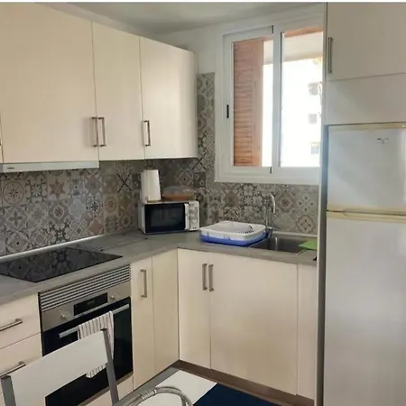 Fayser 301 Close To Beach, Fully Renovated, Air Con Arona (Tenerife)