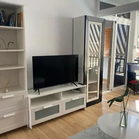 Fayser 301 Close To Beach, Fully Renovated, Air Con Appartamento *