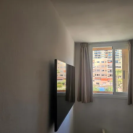 Fayser 301 Close To Beach, Fully Renovated, Air Con Appartamento